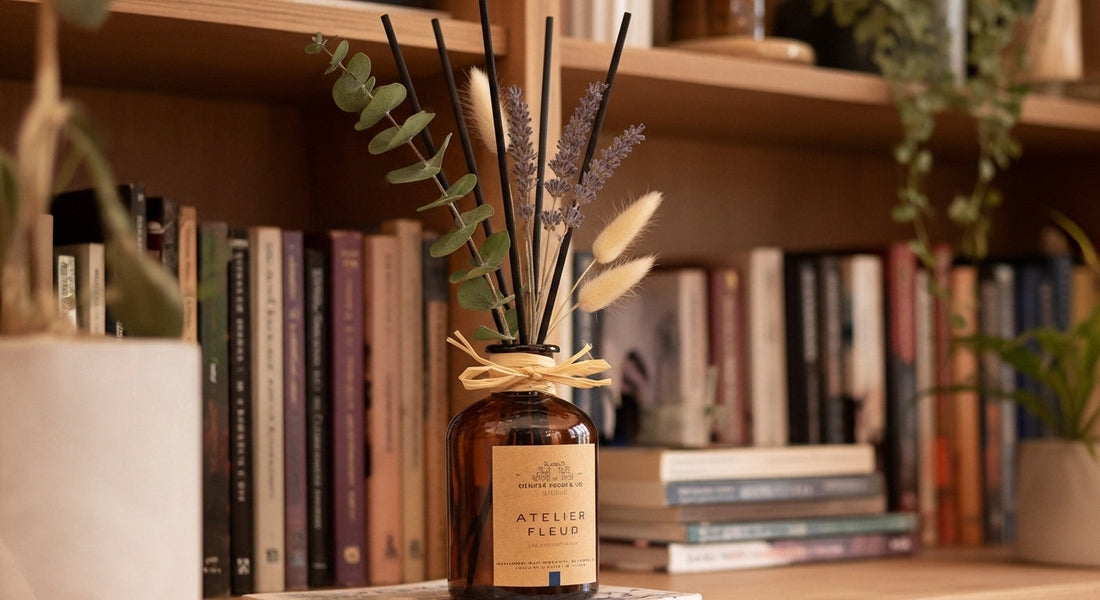 Warm Minimalism & Reed Diffusers: Less Clutter, More Autumn Calm